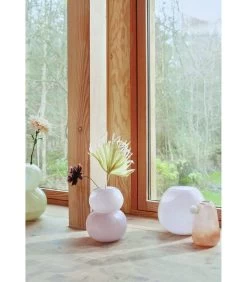 OYOY Vaas “Lasi Vase - Medium” 7 OYOY Vaas “Lasi Vase - Medium” -Professionele winkel voor decoratieve artikelen 15156b3ef36147368620df14440e2f2a