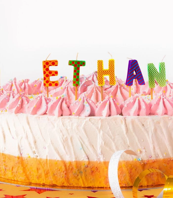 Verjaardagskaarsen Namen Esteban En Ethan 5 Verjaardagskaarsen Namen Esteban En Ethan - Afbeelding 3