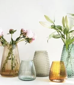 DIM Vaas Stripe Medium Licht Amber 10 DIM Vaas Stripe Medium Licht Amber -Professionele winkel voor decoratieve artikelen 4baf5e729f2d47cfb1b8d3125dd2f322 1