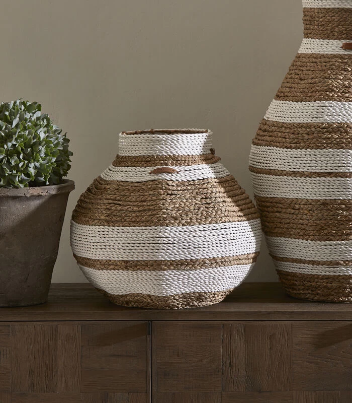 Rieten Vaas, Rond Met Streep - Emelisse - Bruin/ Wit - Maat S 4 Rieten Vaas, Rond Met Streep - Emelisse - Bruin/ Wit - Maat S - Afbeelding 2