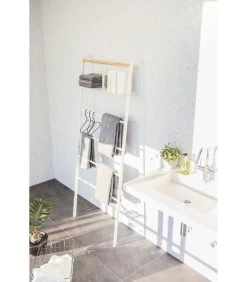 Yamazaki Ladder Hanger Wide With Rack - Tower - White 10 Yamazaki Ladder Hanger Wide With Rack - Tower - White -Professionele winkel voor decoratieve artikelen b43ba2ab328b46e998553d7998f46e3e
